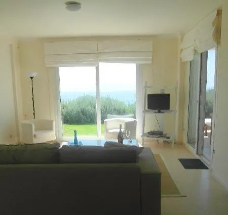 Denize Sifir Luex Villa